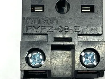 USED OMRON RELAY SOCKET 250VAC 10A
