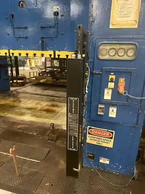 400 TON FUKUI BLANKING PRESS. 72" X .128" X 70,000 LB SERVO FEEDLINE STOCK #  0956723