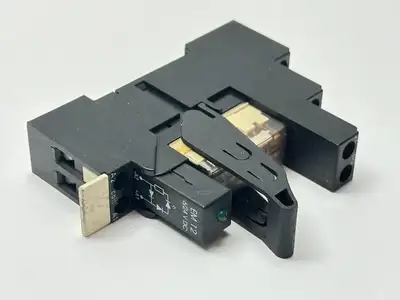 Used Weidmüller 4058570000,7564,EM 12 Relays & Switches Michigan US | Maverick Industrial Sales #1496124