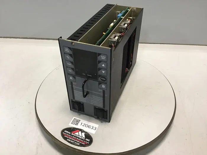USED HUSKY 9152