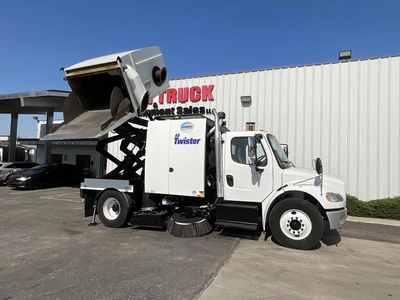 Used 2017 FREIGHTLINER M2 Street Sweeper California US | Big Truck & Equipment #1412301