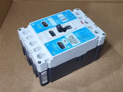 Used EATON CUTLER-HAMMER FDB3015S Switchgears British Columbia CA | Lenmark #477711
