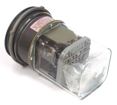 NEW DWYER 3000-0C PHOTOHELIC PRESSURE SWITCH 30000C