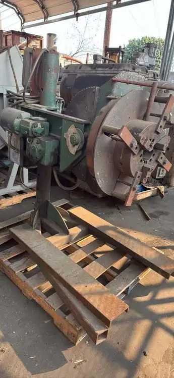 Used Generic Motorized Pipe Welding Positioner Headstock Welding Positioners California US | EZ Systems #1228080