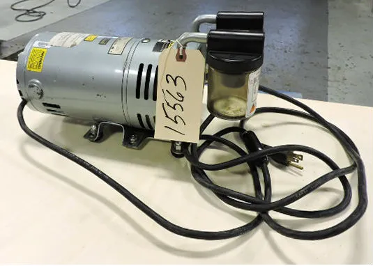 Used GAST LAB VACUUM PUMP 0523-U3-G582DX Vacuum Pumps New Jersey US | Champion Trading Corporation #424392