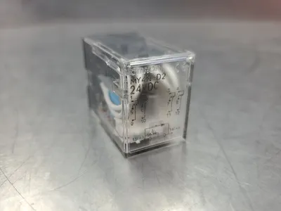 Omron MY4N-D2 24VDC Relay. 4E-22
