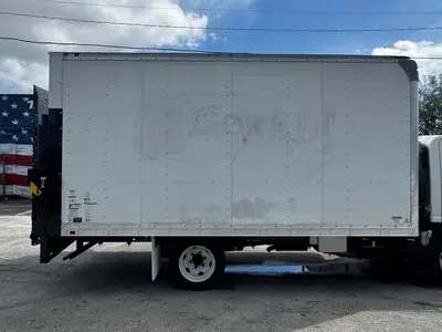 Used 2020 ISUZU NPR EFI Box trucks Florida US | Truck and Van Outlet #1509218