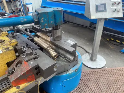 USED 2001 HORN HMT #2STD
