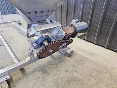 Used Screw Conveyor, 4” diameter x 138” long