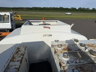 Used 2020 INTERNATIONAL SERVICE LUBE BODY Fuel & Lube Trucks Minnesota US | Carco Truck & Equipment #1513957