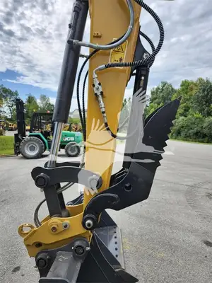 USED 2024 XCMG XE60