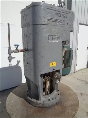 Philadelphia Mixer Gear Box Motor Combo PTE-20 Ratio 31.2-1 30 HP USED