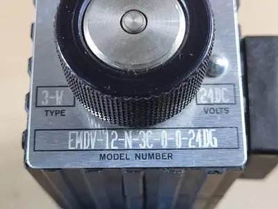 USED COMMAND CONTROLS EMDV-12-N-3C-10TA-24DG