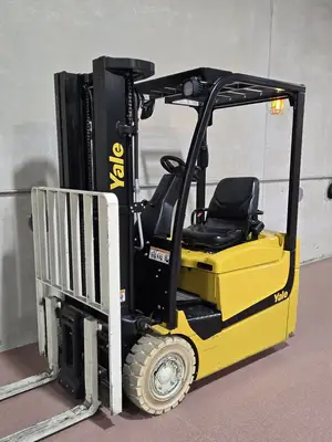Used 2016 Yale ERP025VCE24TE078 3-Wheel Sit down Electric Counterbalance Forklifts New York US | United Lift #1446713