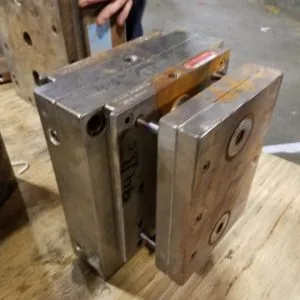 USED MPM ROUND DISC MOLD