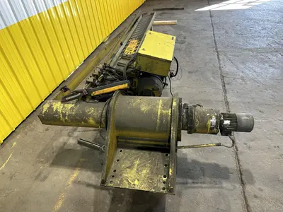 1.7 TON (3200 LBS) X 10' DEMAG WALL MOUNTED POWERED JIB CRANE & CABLE HOIST: STOCK #19119