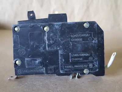 USED SQUARE D QOB120