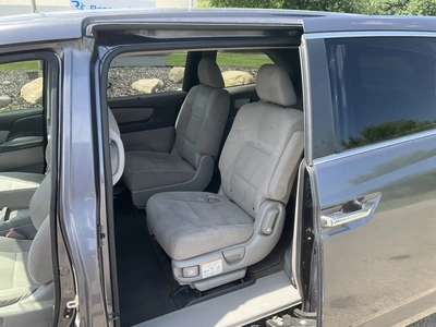 USED 2016 HONDA ODYSSEY