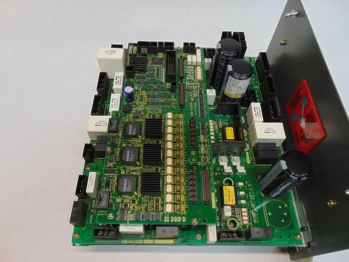 Used FANUC A06B-6107-H002 Robot Parts Ohio US | Six Axis Solutions #397861