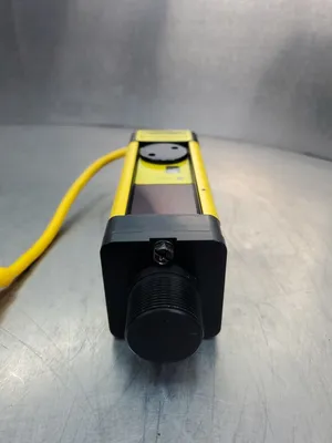 Banner SPE1 EZ-GUARD Point Single Beam Sensor, .8-20M RANGE, 24VDC. 5E-24