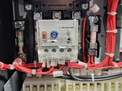 NEW ALLEN-BRADLEY YUTKNPN90/1BA