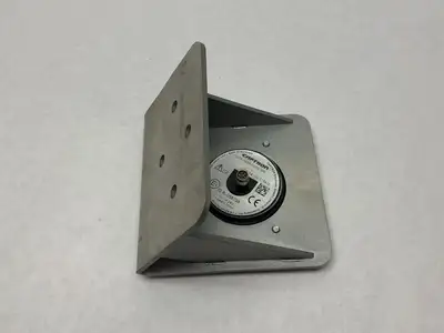 USED CAPTRON CAPACITIVE SENSORSWITCH M8 4-PIN CONNECTION