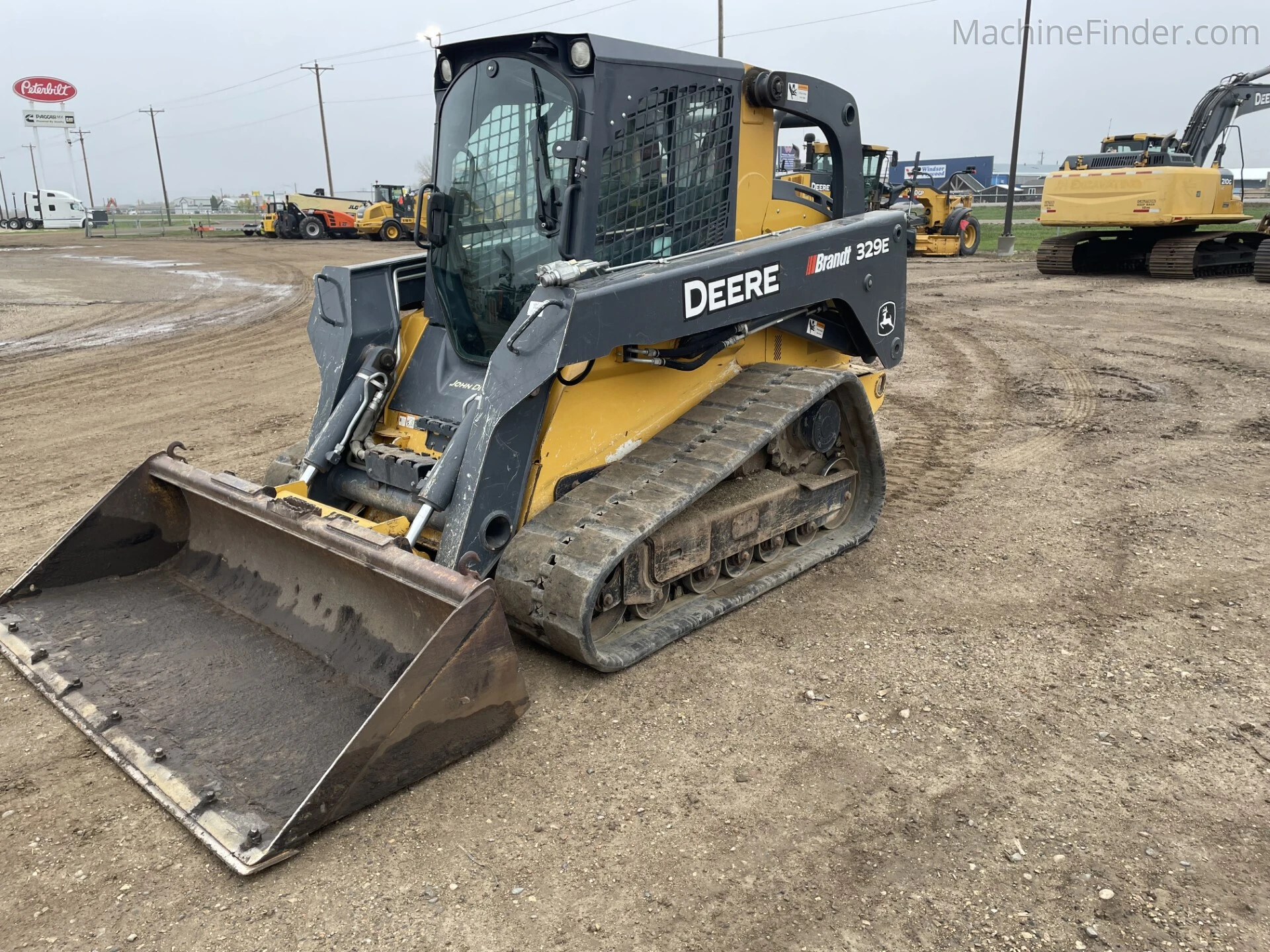 USED 2016 Deere 329E