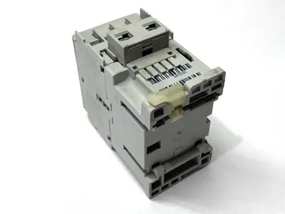 USED SPRECHER+SCHUH IEC CONTACTOR 3-POLE 12A 24V