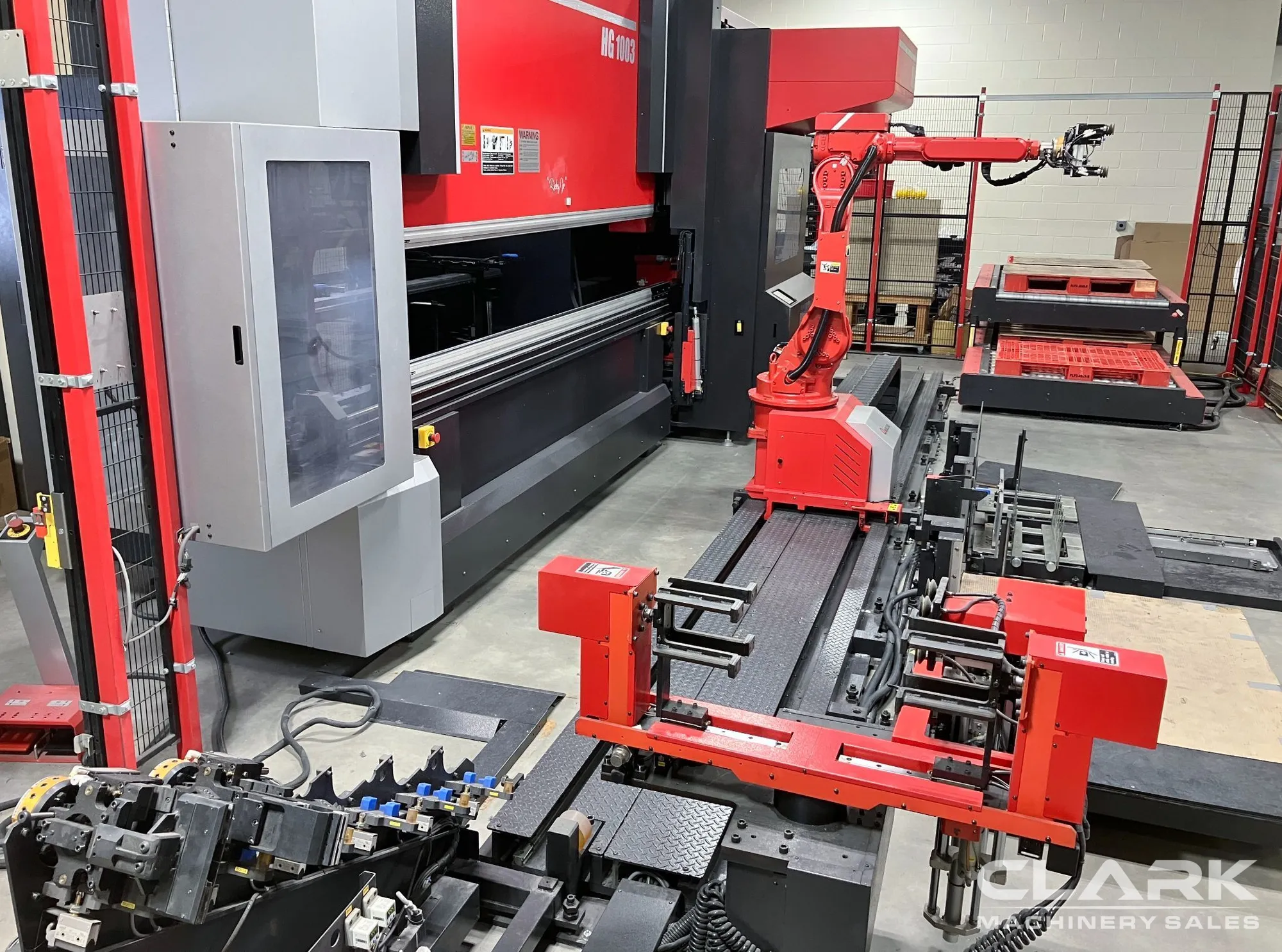 2016 AMADA HG1003ARS, ROBOTIC BENDING CELL