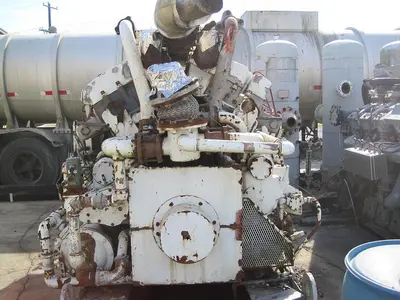 USED WAUKESHA 7042GU