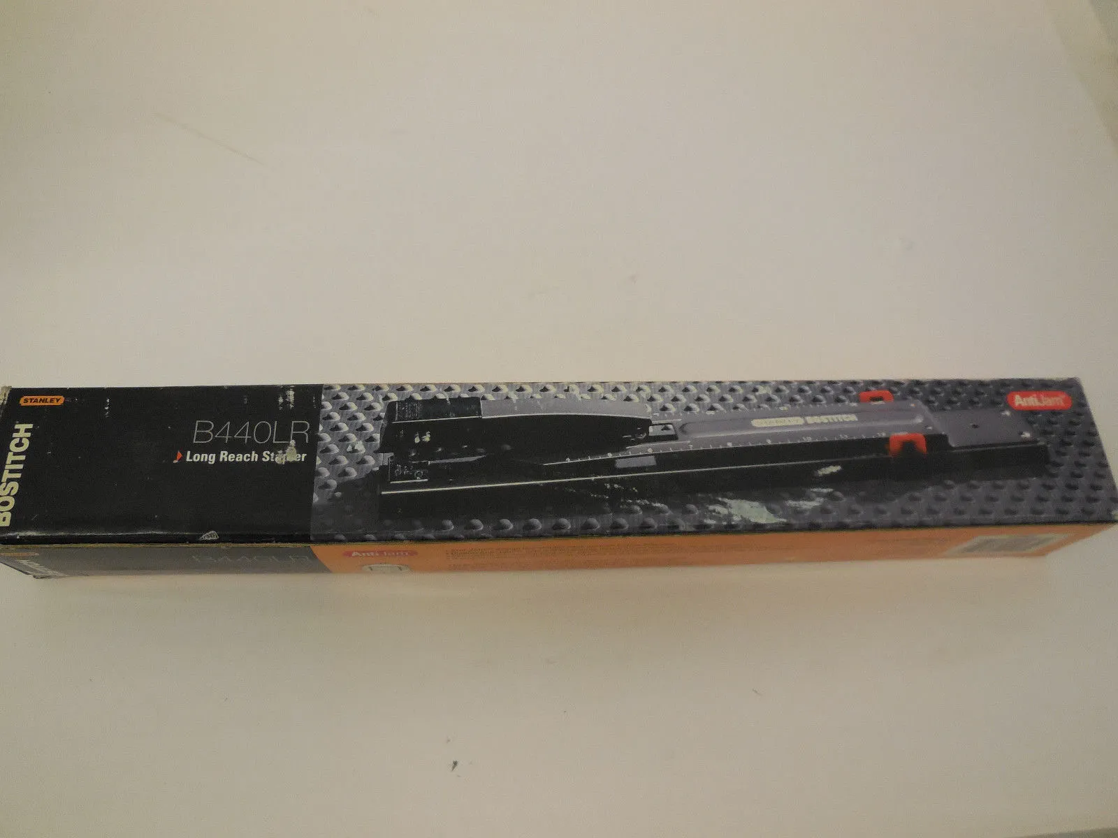 NEW STANLEY BOSTITCH B440LR STAPLER