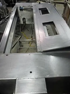 MOLINE CUTTER WITH HOLE PICKER