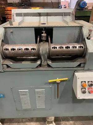 USED 2004 SHUSTER 24SFT