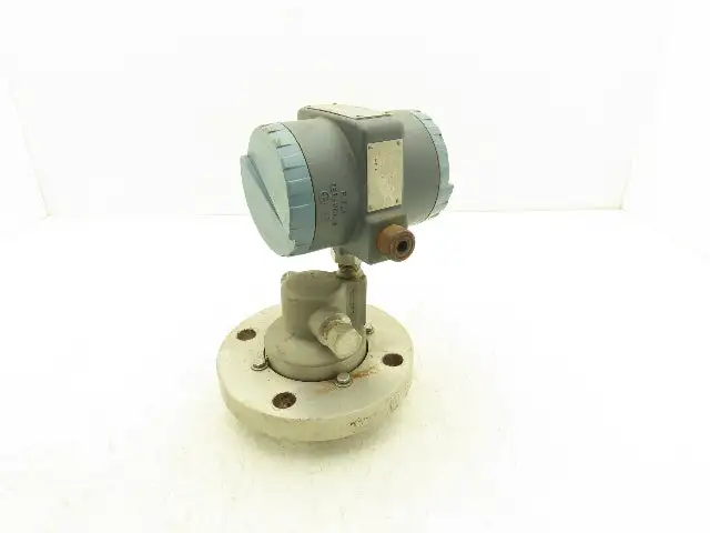 Foxboro 827DF-DS1NMSA1 Pressure Transmitter 3" CL150 Flange 12.5-42VDC 0-120"H20