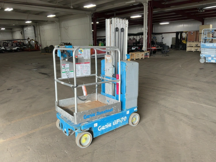 Used 2015 GENIE GR-20 RUNABOUT Vertical Mast Lifts Michigan US | Miedema Asset Management Group #1579228