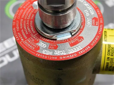 Versa ESM 3201 3322E 3-Way Solenoid Valve Used