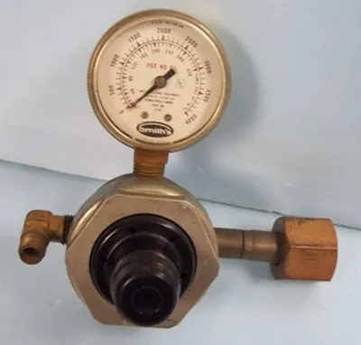QTY. 1. SMITH REGULATOR (COMP. GAS) STOCK # H1755-...