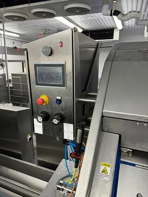 USED 2017 JBT FINTON SWEET BELL PEPPER COREING MACHINE 2016115/320