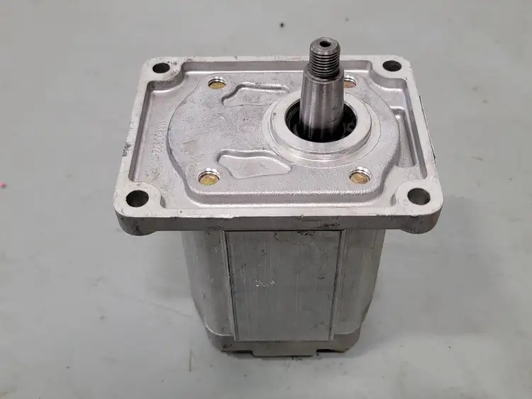 Used 2002 SALAMI 2.5PB44D-R38P2-1 Parts (Hydraulics and Pneumatics) British Columbia CA | Lenmark #265050