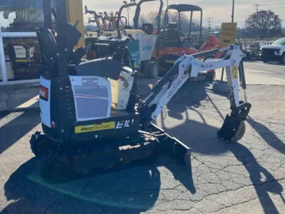 2018 BOBCAT E10 0-4,999 Lb Mini Excavators | Steam Well LLC (3)