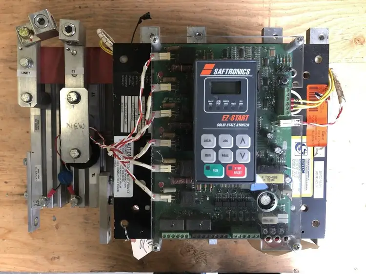 Used SAFTRONICS EZS-180 Switchgears British Columbia CA | Lenmark #244366