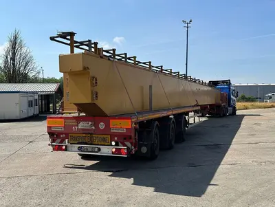 USED DEMAG 32 TON X 25 METER