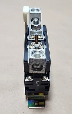 NEW Allen-Bradley 815-E0V4