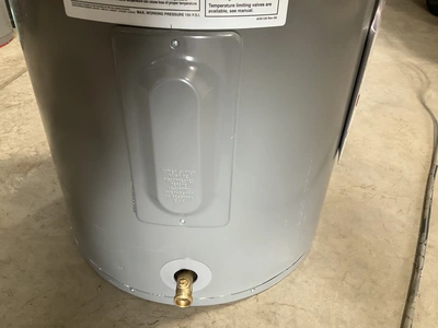 Used RHEEM XE40M09EL55U1 Water Heaters Michigan US | Miedema Asset Management Group #1312763