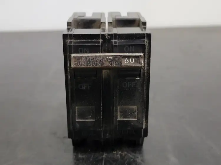 Used GENERAL ELECTRIC TQAL2160 Switchgears British Columbia CA | Lenmark #242876
