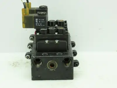 A239SS-120-A IR ARO Pneumatic Solenoid Air Control 2 Valve Manifold Block 1/2"