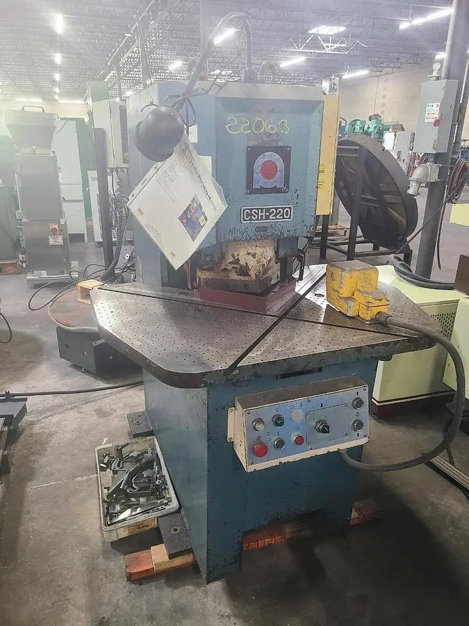Used AMADA CSH-220 Notching Machines Pennsylvania US | Hildebrand Machinery Co. #1481714