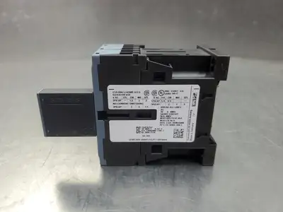 Siemens 3RT20152BB41 SIRIUS Contactor w/3RT29161JK00 Module. 4E48