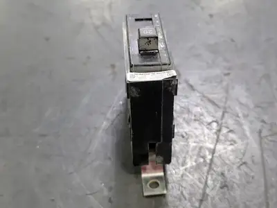 NEW CUTLER-HAMMER BA120