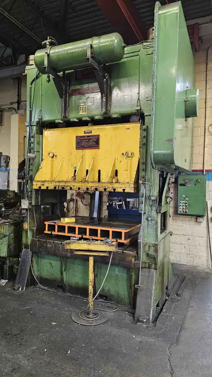 Used WARCO 5C-2-200-72X48 Straight Side Presses Ontario CA | Avo's Machinery Equipment Inc. #474215